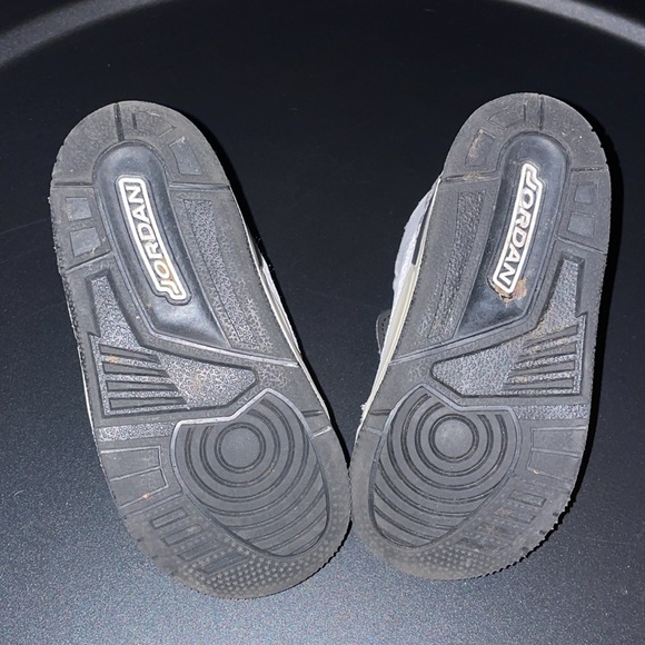 Baby/Toddler Shoes Jordan 3 Retro SIZE 8C WHITE/IRON/LIGHT ASH GREY/BLACK - Picture 3 of 5